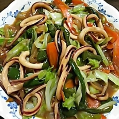 野菜をたくさん食べたかったので、キャベツ以外にも色々な野菜を投入しました！バターのコクがとても良いですね♪